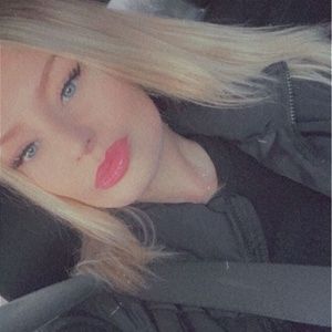 Meet your Posher, Alli